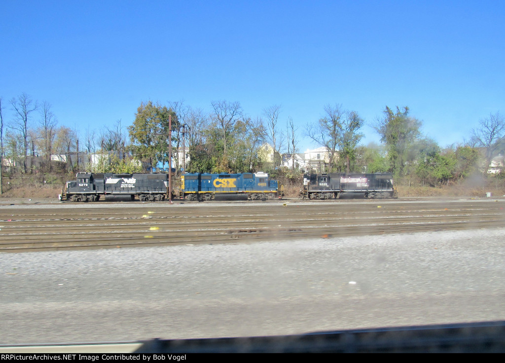 NS 5279, CSX 4403, NS 5225